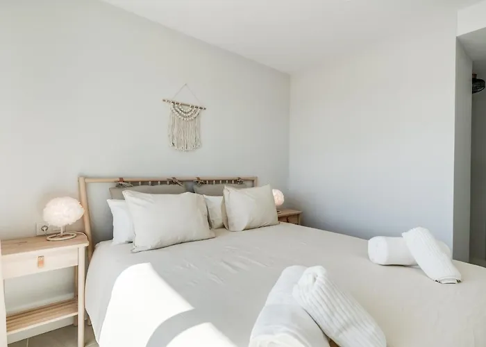 Casa Aranya * エステポナ